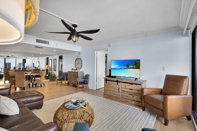 Building Photo - 4200 N Ocean Dr