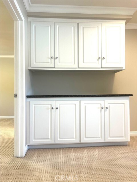 Building Photo - 5052 Hampton Ct