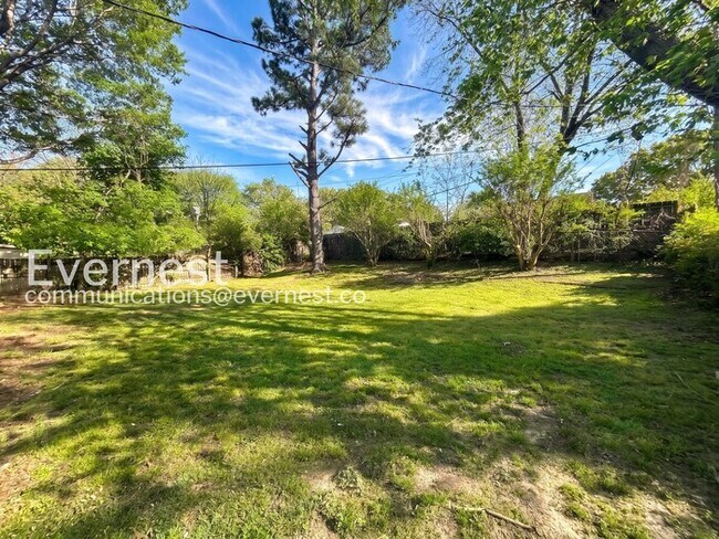 Building Photo - 1449 Ticonderoga Dr