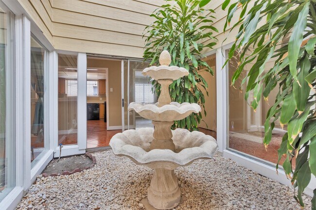 Building Photo - 13818 Clark Towne Ln