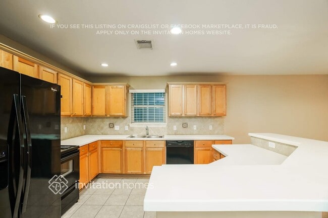 Building Photo - 9139 Prairie Trails Dr