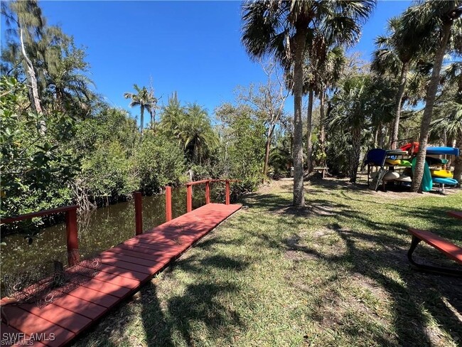 Building Photo - 15126 Parkside Dr