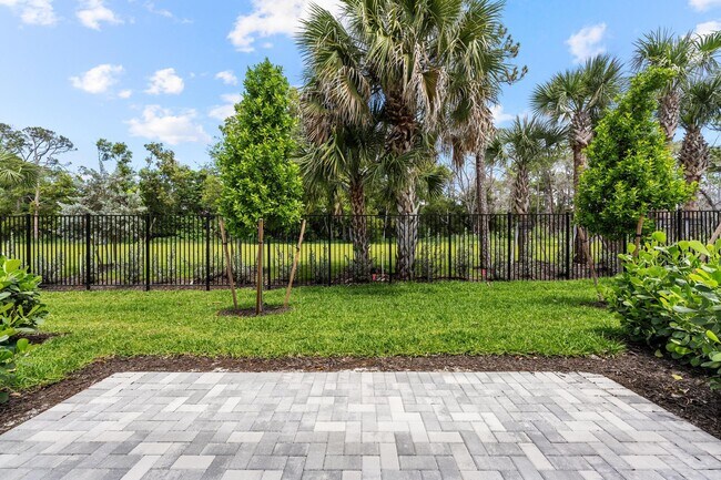 Building Photo - 4333 Efendi Dr