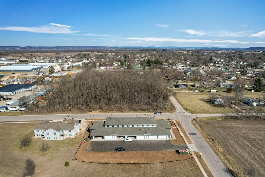 Building Photo - 5713 Eternity Dr