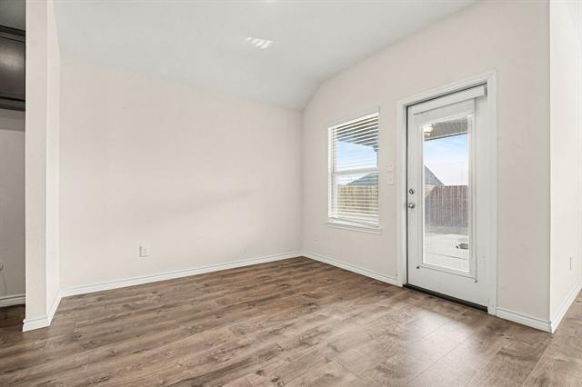 Building Photo - 611 Saddle Club Way