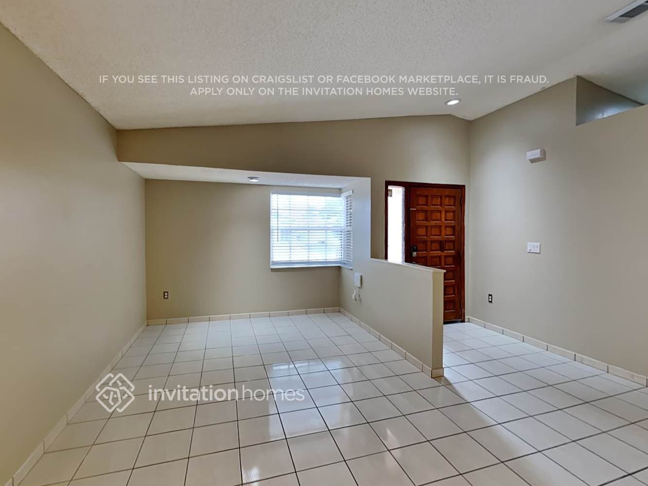 Building Photo - 3261 W 70th Terrace