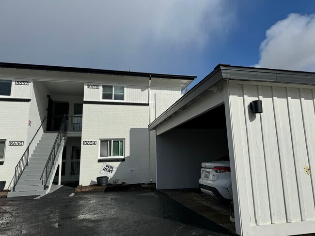 Building Photo - Hurlbut