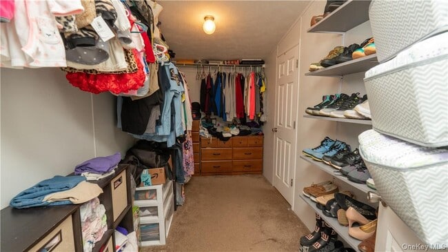 Building Photo - 3 Wildwood Rd