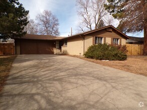 Building Photo - Cozy Ranch 3Bed 2 Bath Available Now!