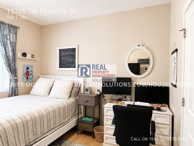 Building Photo - 11715 SW Denfield St