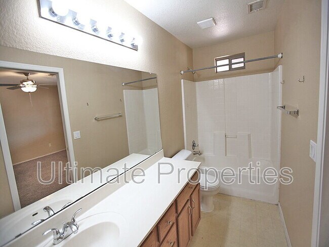 Building Photo - 8303 W Monterey Way