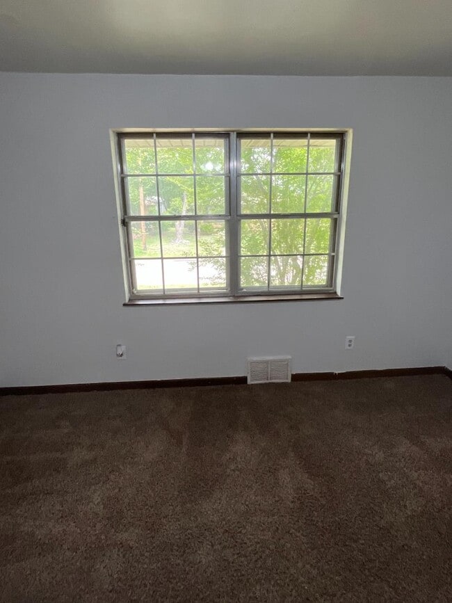 Building Photo - 1500 SW 68th St