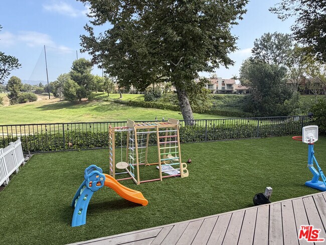 Building Photo - 431 Pebble Beach Pl