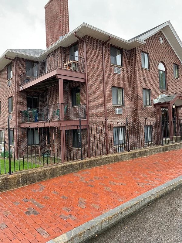 Building Photo - 1 Station St