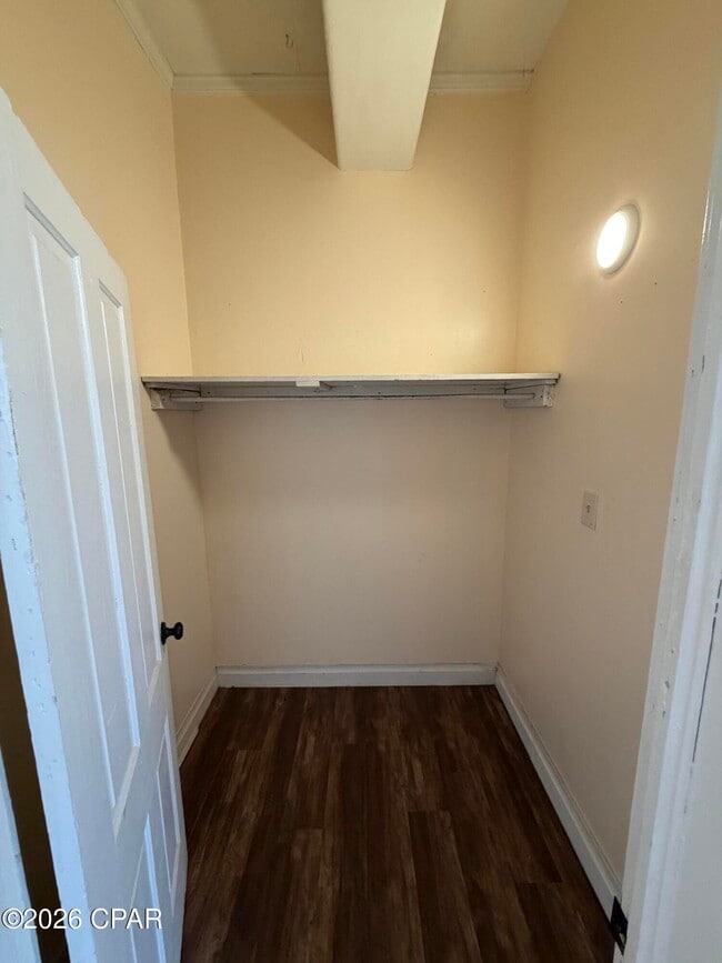 Building Photo - 1002 Indiana Ave