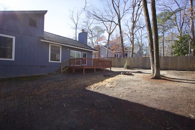 Building Photo - 315 Whipple Tree Ln