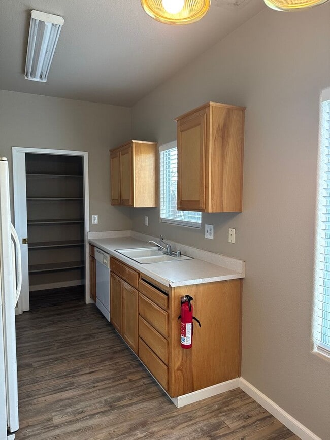 Building Photo - Available Soon!