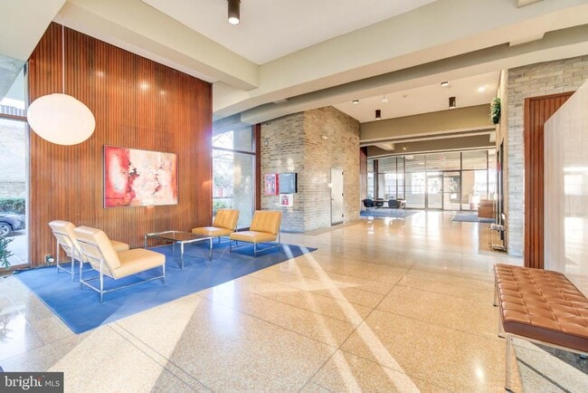 Building Photo - 490 M St SW