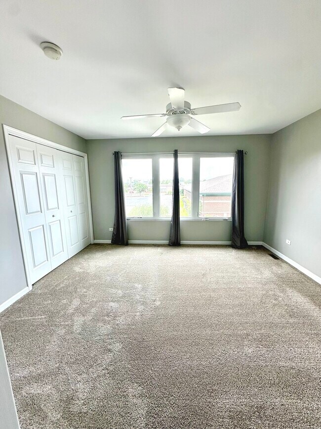 Building Photo - 2394 Caton Crest Dr