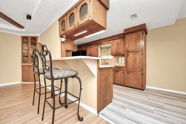 Building Photo - 13610 Furman Rd