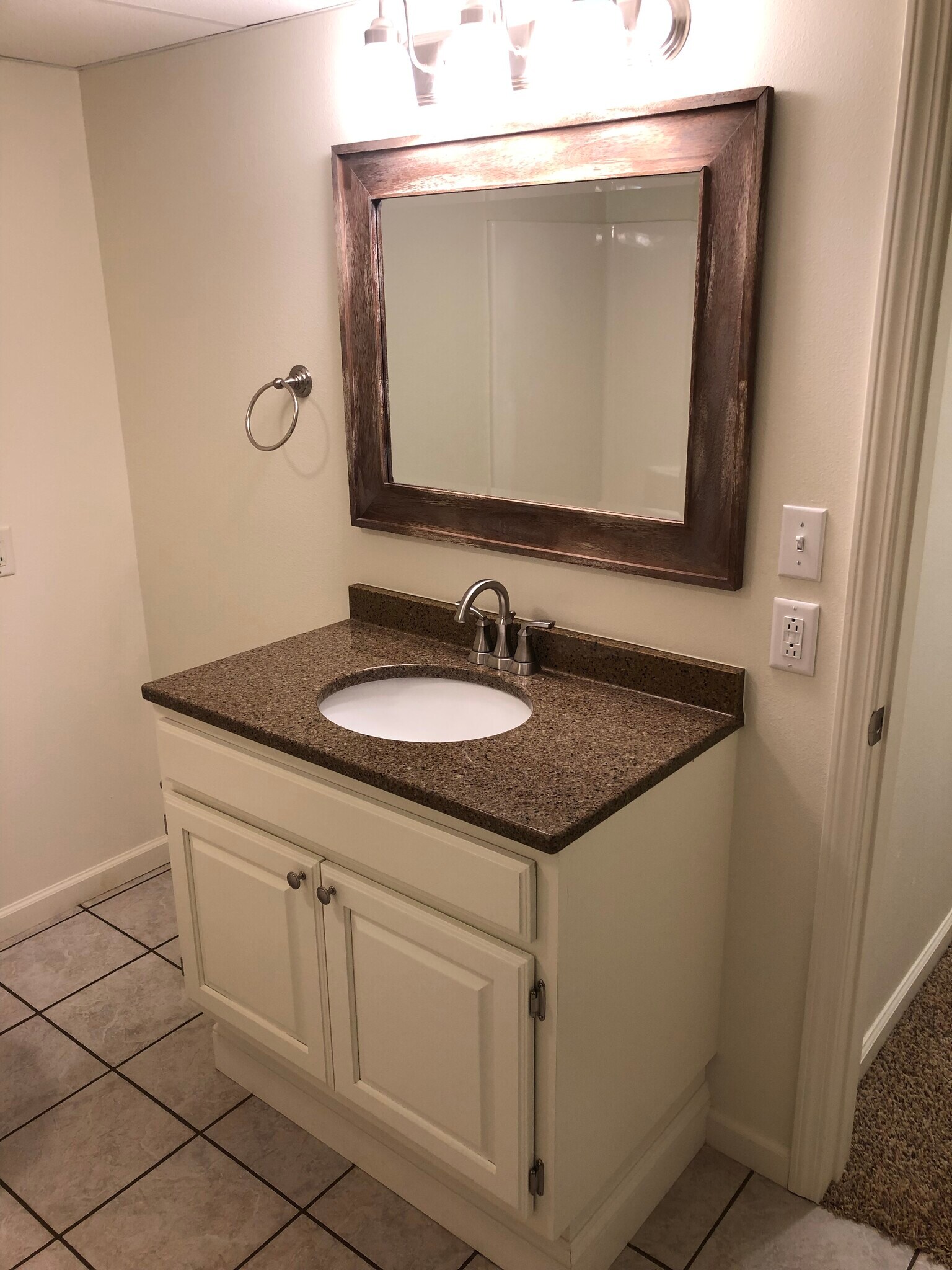 Building Photo - 3021 Patriot Dr