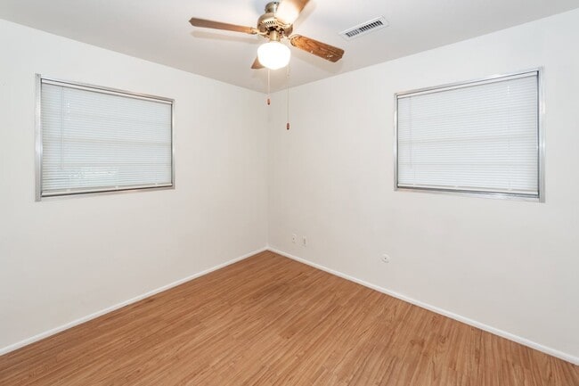 Building Photo - 1521 Juniper St