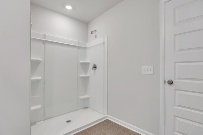 Building Photo - 8049 Reagan Way