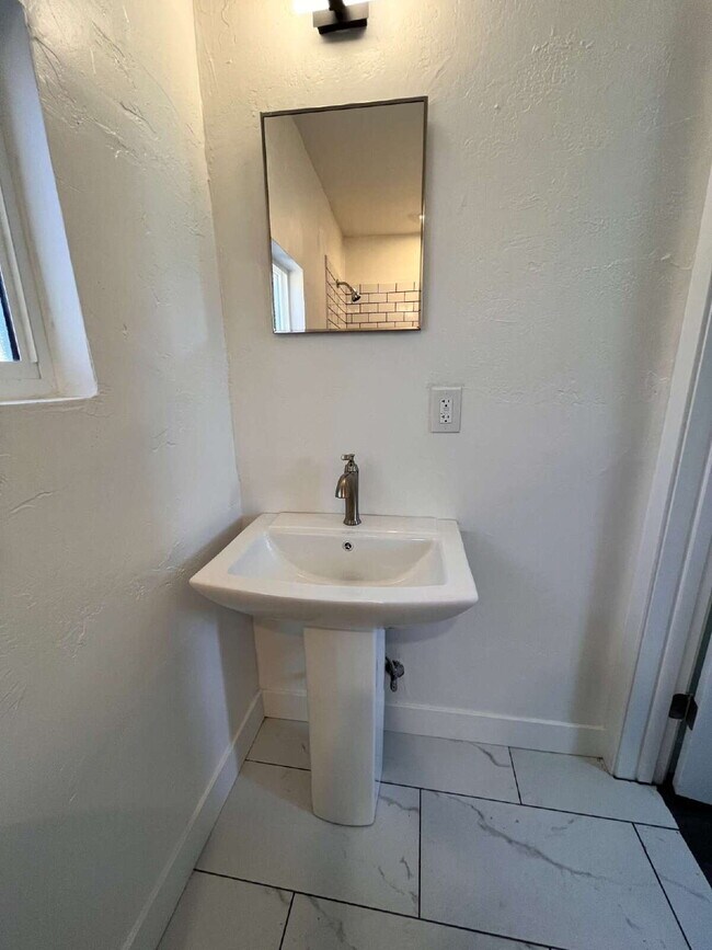 Building Photo - Coming Soon! This cozy space comes with a ...