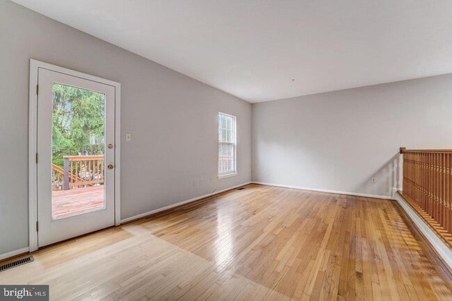 Building Photo - 1248 Quaker Ridge Dr