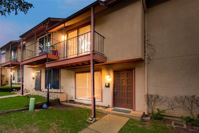 Building Photo - 5620 Marina Dr