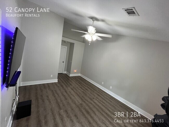 Building Photo - 52 Canopy Ln