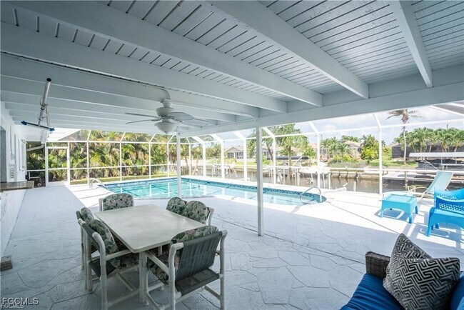 Building Photo - 1421 SE 29th Terrace