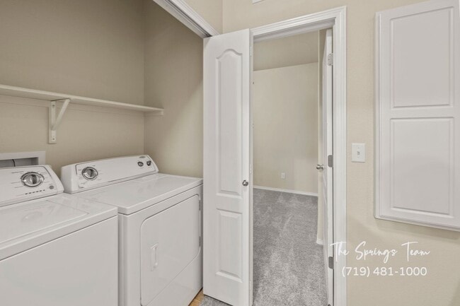 Building Photo - CHARMING 2BD TOWNHOME IN THE VISTAS AT NOR’WOOD - Security Deposit Waiver Available