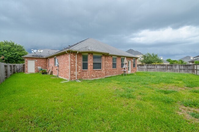 Building Photo - 4019 Jade Cove Ln