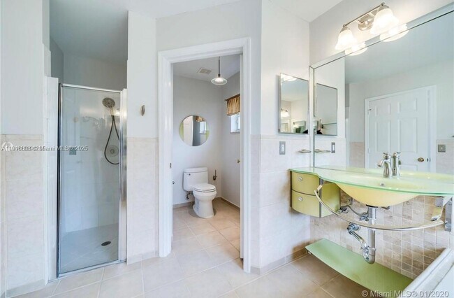 Building Photo - 20421 SW 1st St