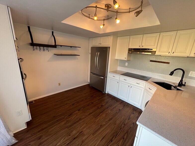 Building Photo - 338 Cobblestone Dr