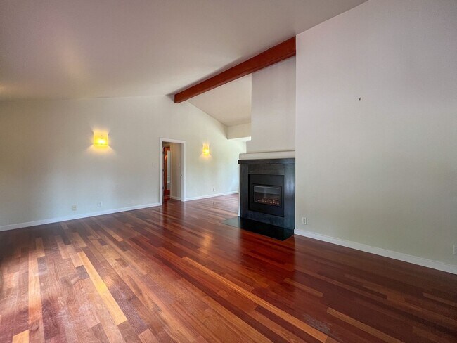 Building Photo - 1146 Ragatz Ln