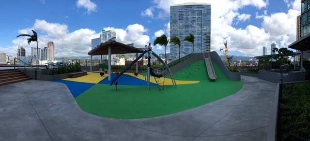 Building Photo - 1001 Queen St