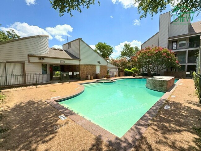 Building Photo - For Lease: 1BR Condo in Northeast Dallas - Minutes to NorthPark