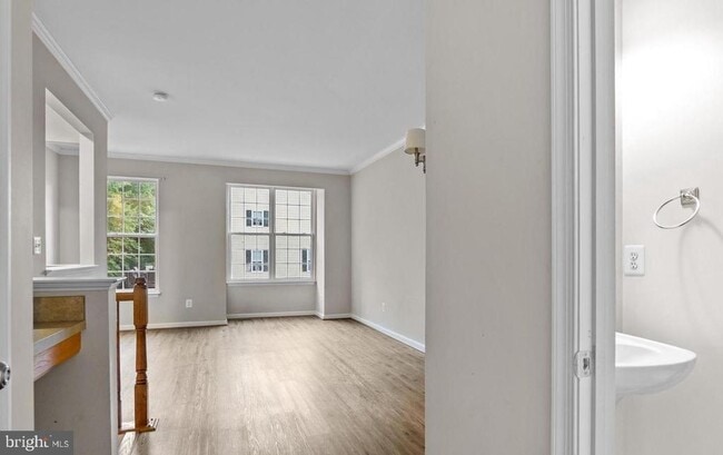 Building Photo - 8503 Towne Manor Ct