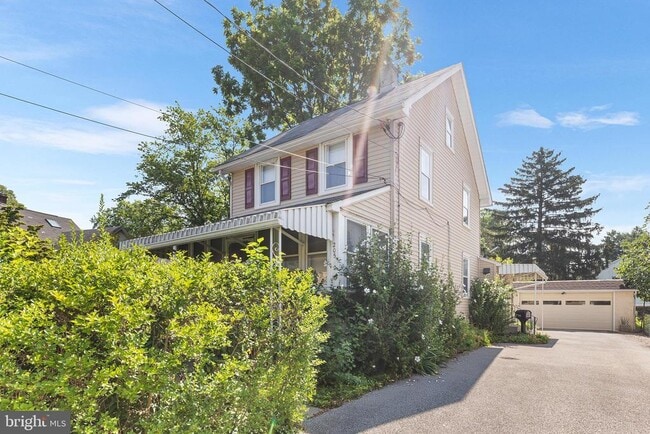 Building Photo - 205 Callanan Ave