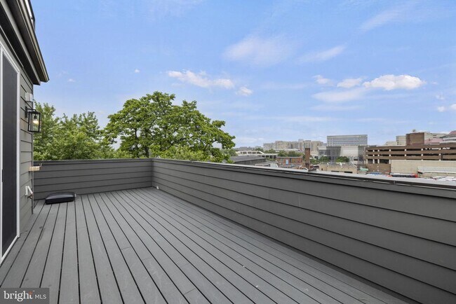 Building Photo - 4319 Harrison St NW