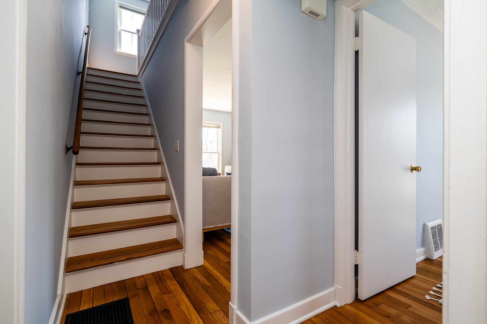 Building Photo - 511 Donna Dr