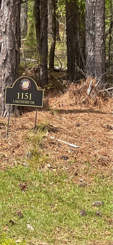 Building Photo - 1151 Lakeshore Dr