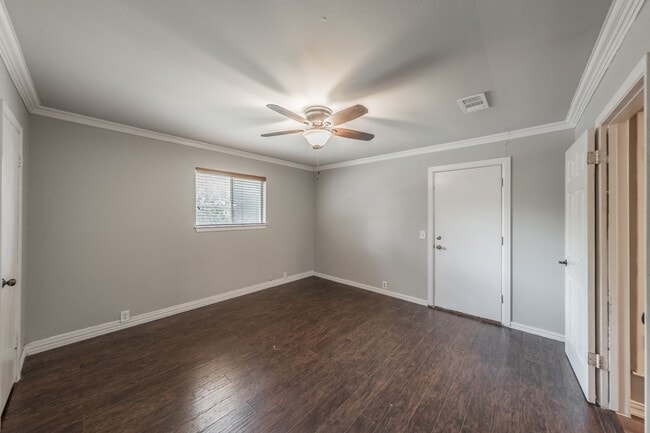 Building Photo - 2890 Elsinor Dr