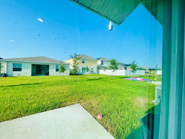Building Photo - 639 Daring Dr