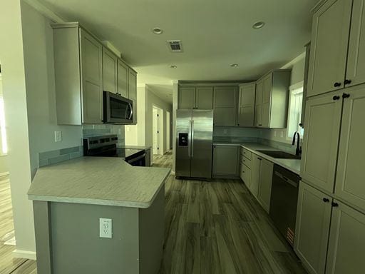 Building Photo - 15 Flamboyant St