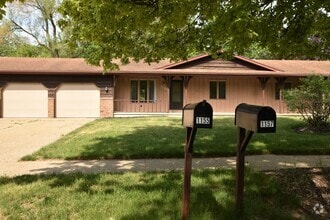 Building Photo - 1155 N Hampton Dr NE