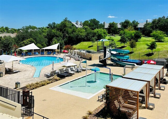 Building Photo - 209 The Hills Dr