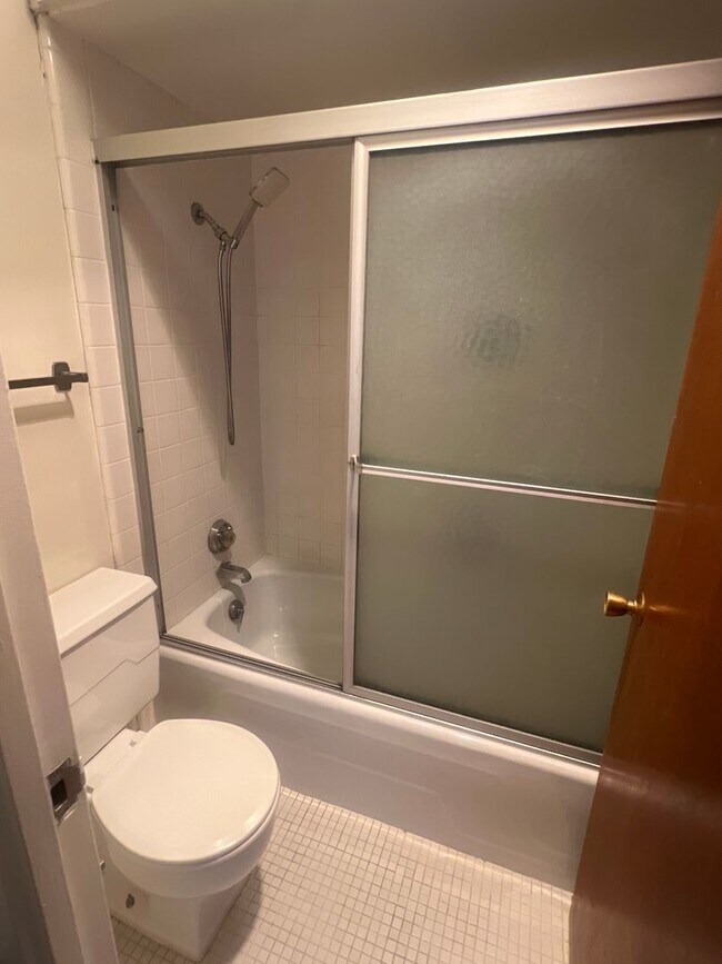 Building Photo - Downtown Reno studio available Arlington Towers